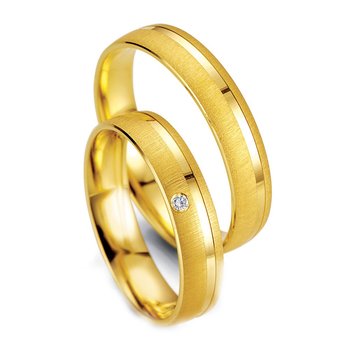 Wedding rings in 8ct Gold