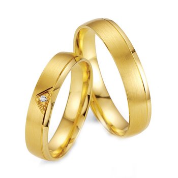 Wedding rings in 8ct Gold