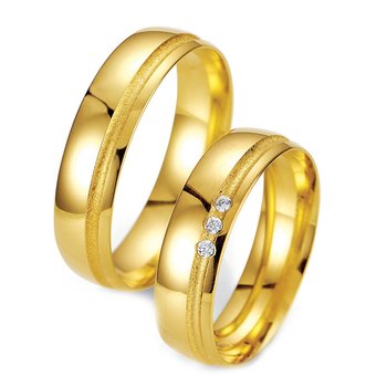 Wedding rings in 8ct Gold