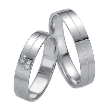 Wedding rings in 8ct