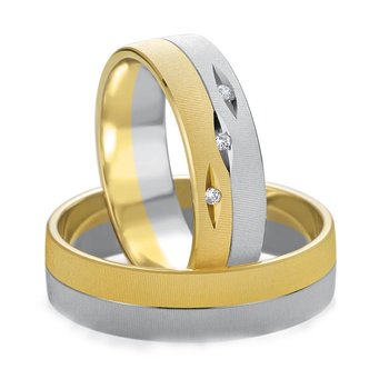 Wedding rings in 8ct Gold and