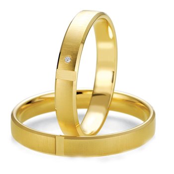 Wedding rings in 8ct Gold