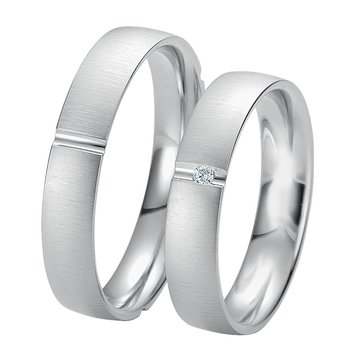 Wedding rings in 8ct