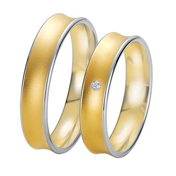 Wedding rings in 8ct Gold and