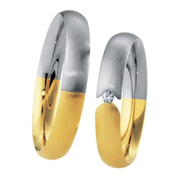 Wedding rings in 8ct Gold and