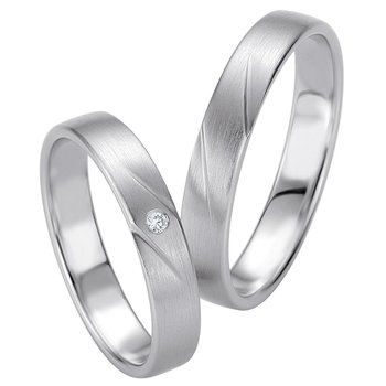 Wedding rings in 8ct White