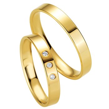 Wedding rings in 8ct Gold