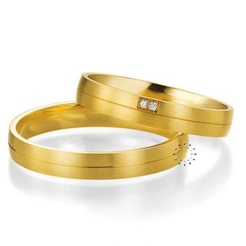 Wedding rings in 8ct Gold