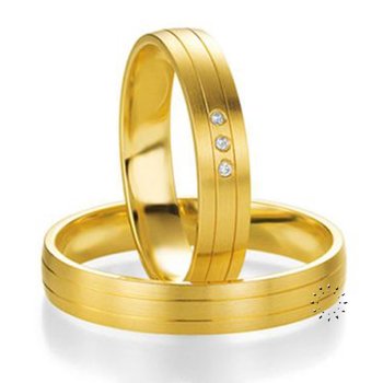 Wedding rings in 8ct Gold