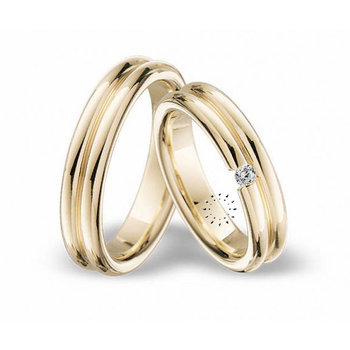 Wedding rings in 14ct Gold