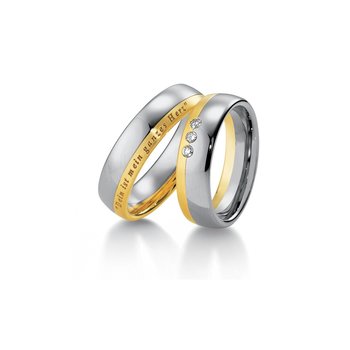 Wedding rings in 8ct Gold and