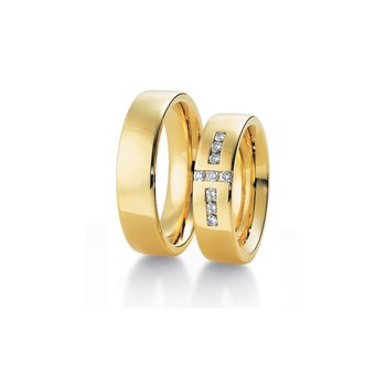 Wedding rings in 8ct Gold