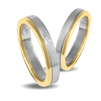 Wedding Rings in 9ct Yellow