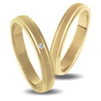 Wedding Rings in 9ct Yellow