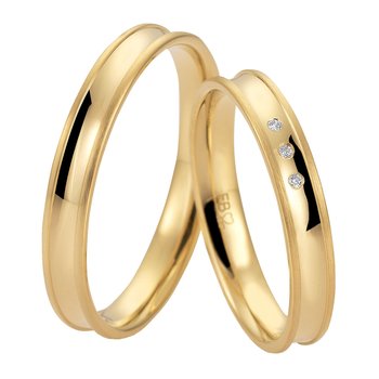 Wedding Rings in 8ct Gold