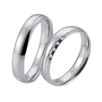 Wedding Rings in 8ct White