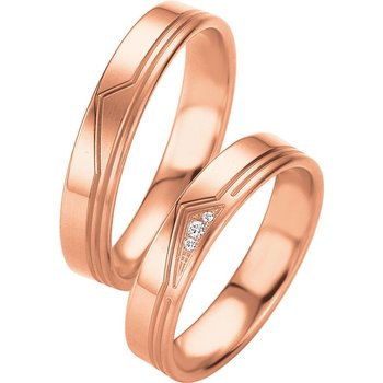 Wedding rings in 8ct Rose