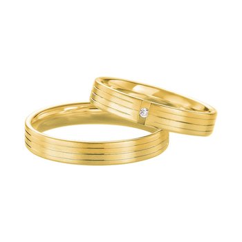 Wedding rings in 8ct Gold