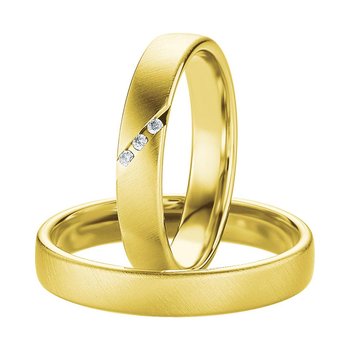 Wedding rings in 8ct Gold