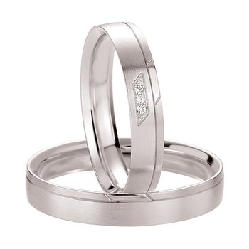 Wedding rings in 8ct White