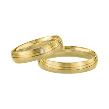 Wedding rings in 8ct Gold