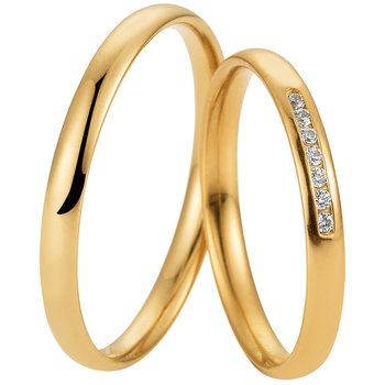 Wedding rings in 8ct Gold