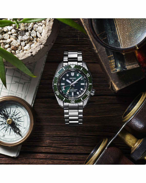 SEIKO Prospex Marine Green Divers Automatic GMT Silver Stainless Steel Bracelet