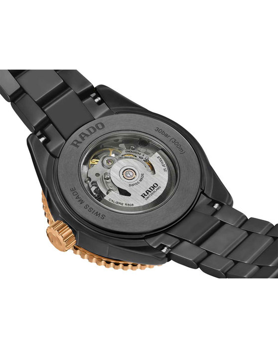 RADO Captain Cook Automatic Black High-Tech Ceramic Bracelet (R32192152)